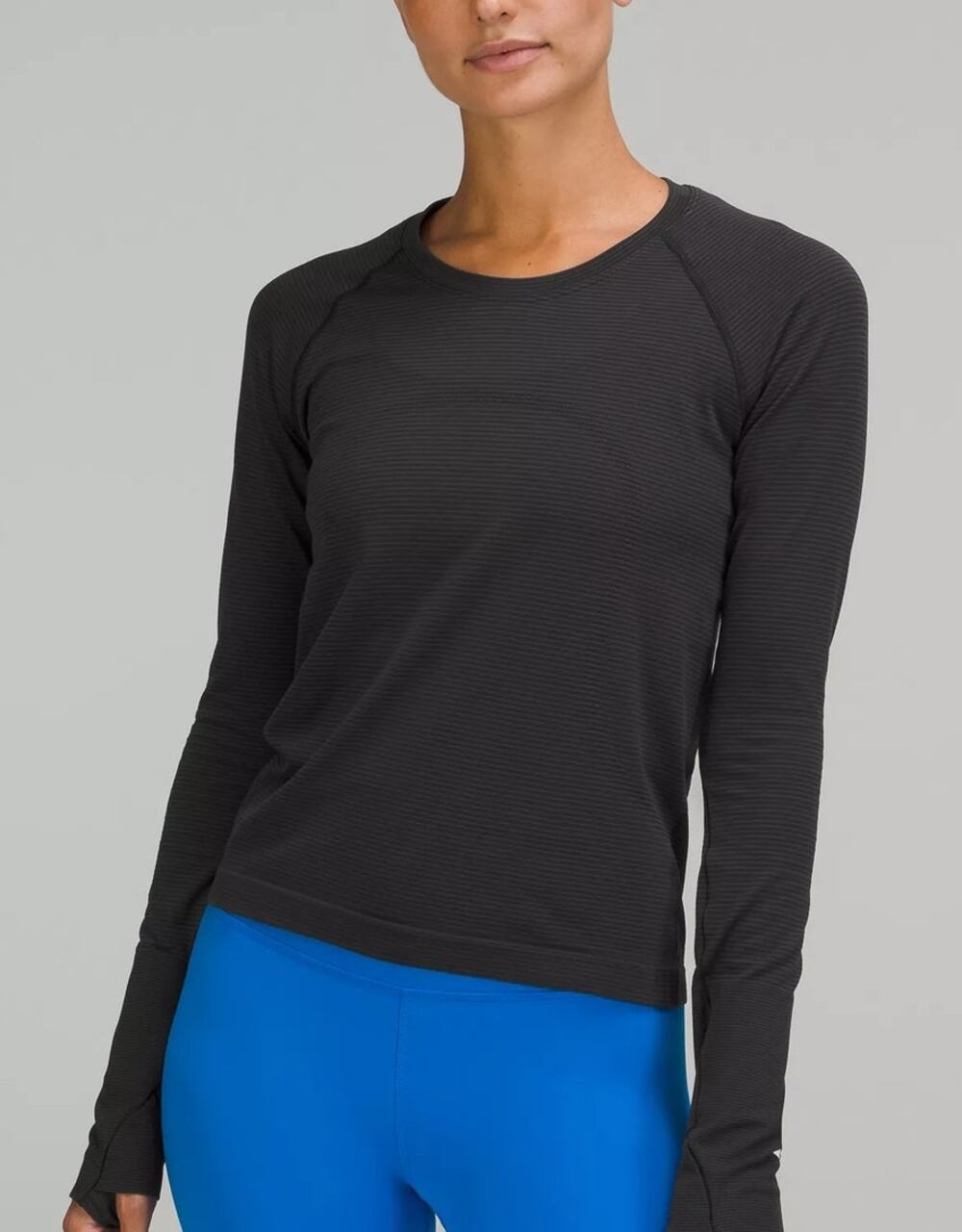 Lululemon Swiftly Tech 2.0 Long Sleeve Shirt Size 2 Black Gray Striped Athletic